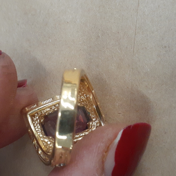 ❤ Pretty Gold tone CHUNKY Amethyst Fashion jewelry Statement Ring ART Deco ? - Picture 6 of 8